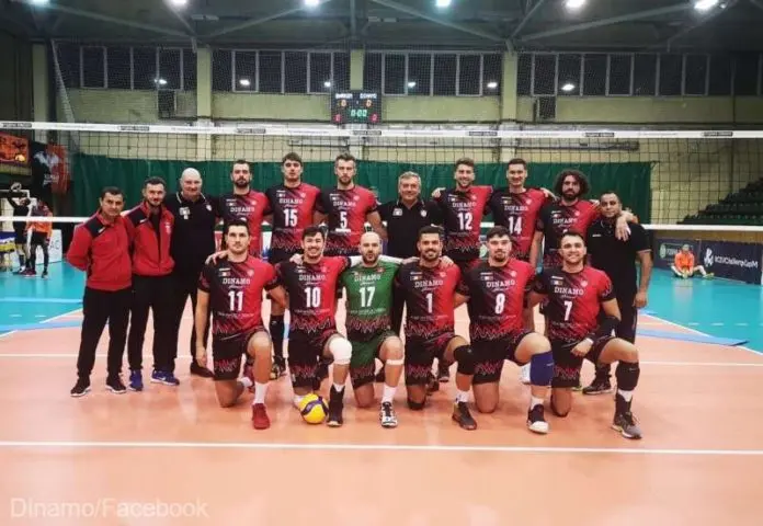Volei masculin: Dinamo a câştigat derby-ul cu SCMU Craiova, în Divizia A1
