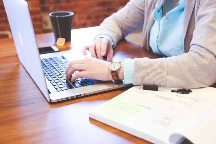 Importanța serviciilor de creare site web și optimizare site